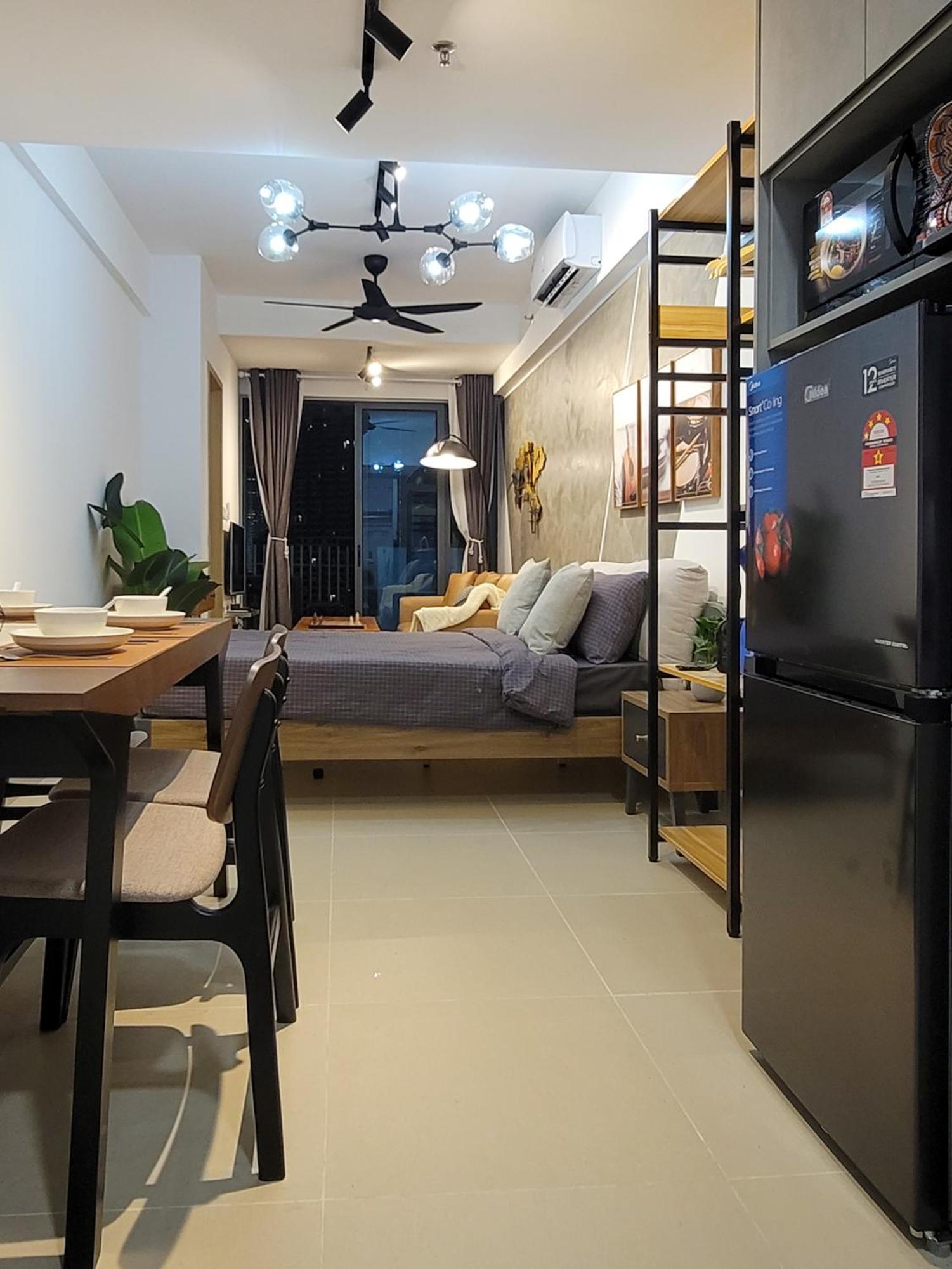 C14B Modern Infinity Pool Klcc Balcony View Apartment Куала Лумпур Екстериор снимка